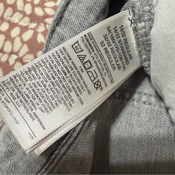 GAP Women's Classic Gray Skinny Jeans - Picture 5 of 8